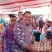 Warga Mauk Sambut Kedatangan Pj Bupati Tangerang Penuh Semangat dan Bahagia 