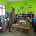 Peduli Terhadap Pendidikan, Babinsa Bersama KKN Unila Sambangi TK Tunas Bangsa