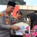 Kapolda Bengkulu Berbagi, Salurkan 100 Paket Sembako dan Bantuan Uang Tunai Kepada Warga Lebong