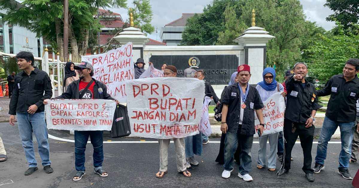 Puluhan Korban Kavling Bodong Desa Ekowisata Sentul Demo DPRD Kabupaten Bogor, Tuntut Keadilan