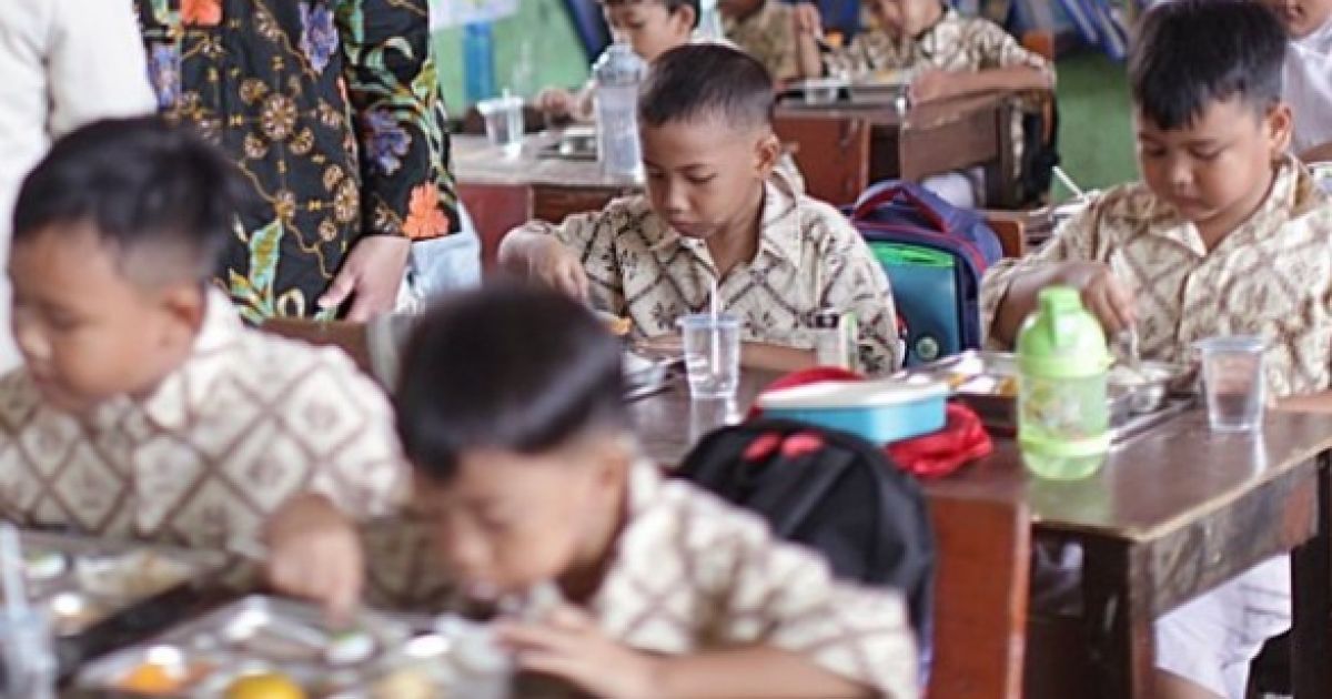 Prihatin! Empat Siswa SMPN 1 Jonggol Sakit Usai Konsumsi MBG