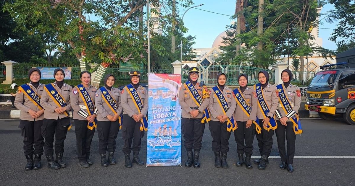 Dukung Patroli Mojang Lodaya Kapolda Jabar, Polwan Polres Bogor Sapa Warga Saat Uji Coba Car Free Day