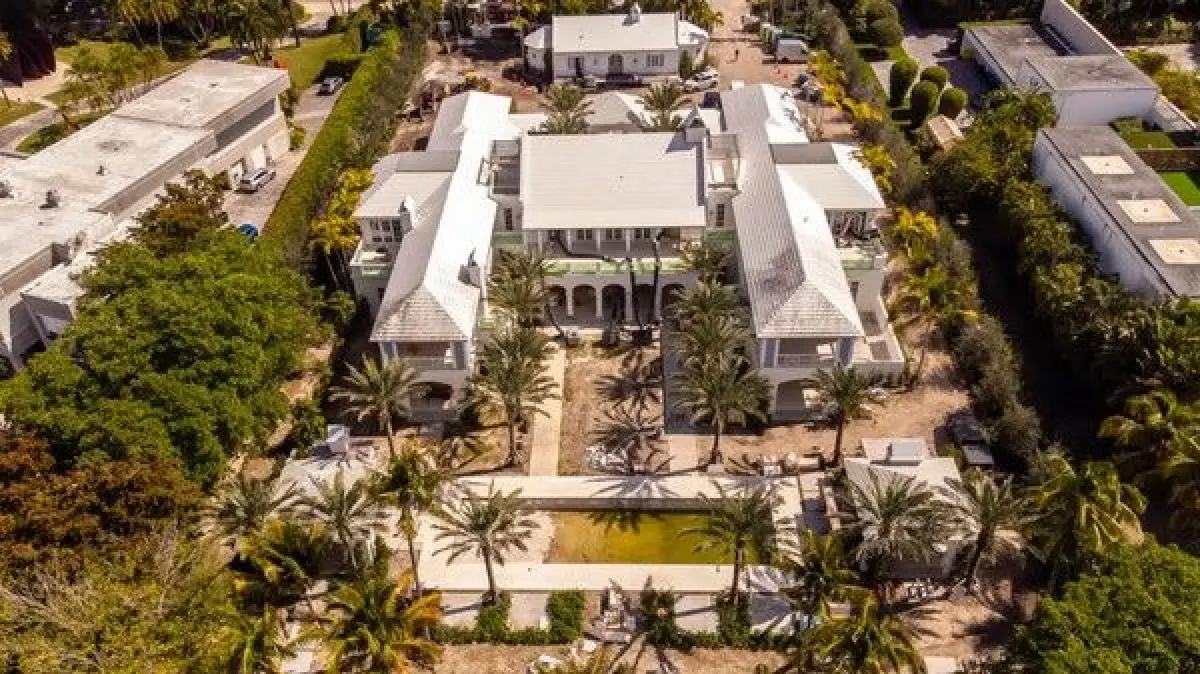 Mark Zuckerberg Tinggalkan California Demi 'Pulau Sultan' Indian Creek