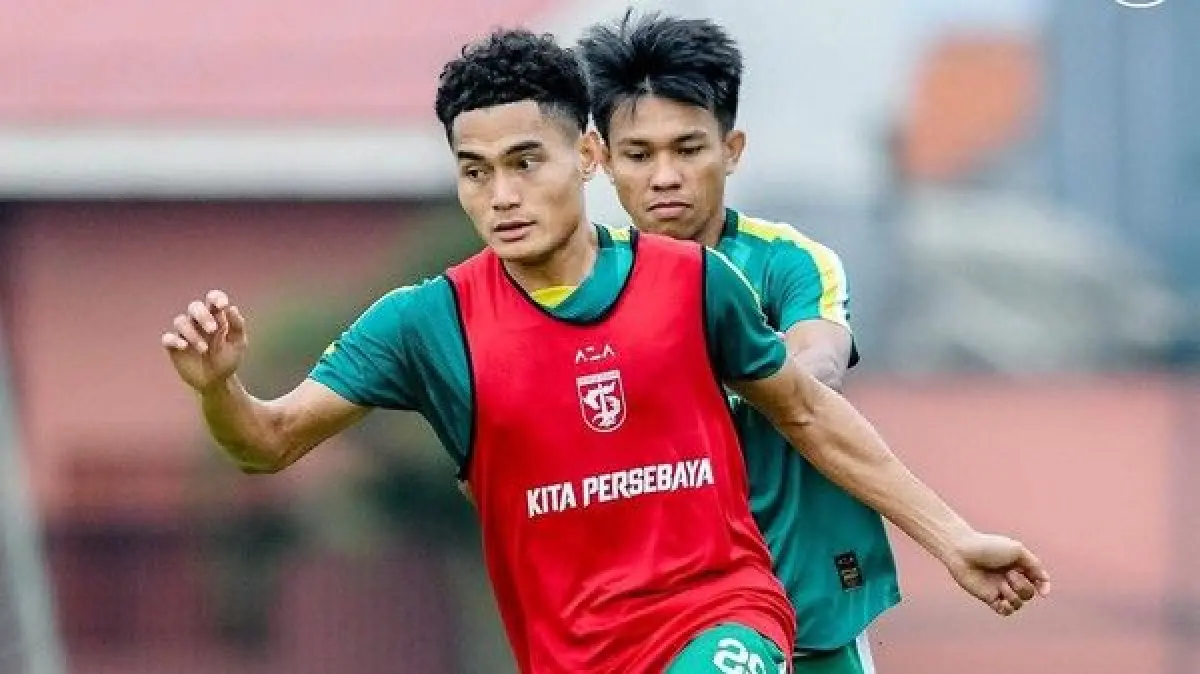 Mikael Tata Pilih Jurusan Manajemen UM Surabaya demi Masa Depan Pasca Pensiun