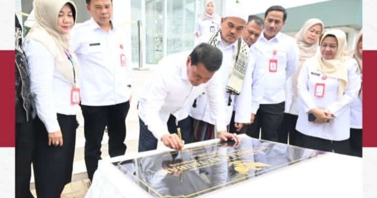 Bupati Tangerang, Moch. Maesyal Rasyid, meresmikan IGD baru dan Musholla Al-Taubah di RSUD Balaraja, Rabu (18/2/2026).