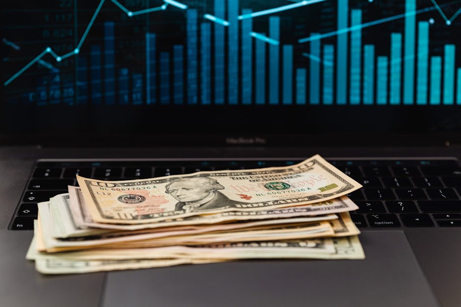 Grafik perbandingan pertumbuhan aset antara deposito bank dan reksa dana dalam jangka panjang yang menunjukkan perbedaan akumulasi nilai investasi.
