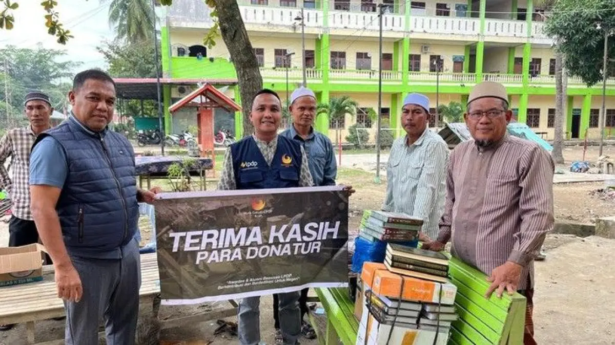 Tak Hanya Belajar, Alumni LPDP Turun Tangan Pulihkan Pendidikan Pasca-Banjir Aceh