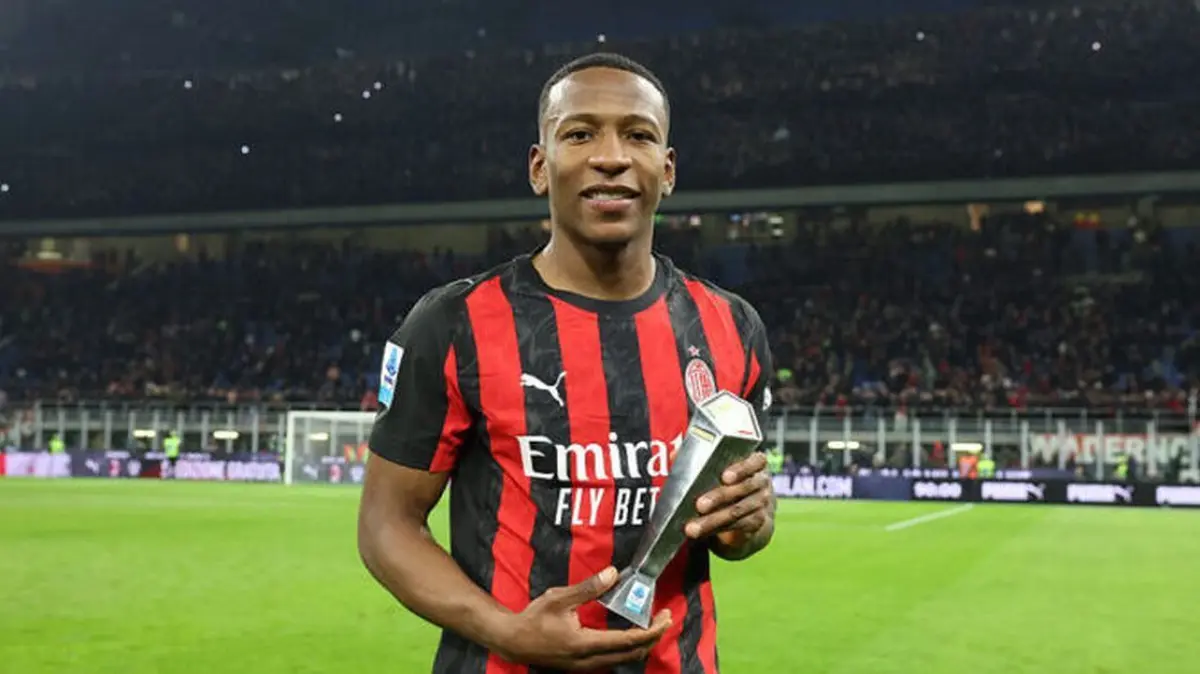 Bek Kaki Kiri AC Milan Jadi Pahlawan Kemenangan Kontra Rival Sekota di Derby Della Madonnina