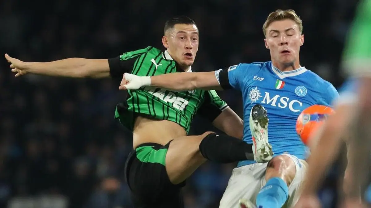 Jay Idzes dan Sassuolo memiliki modal lebih baik menjelang menghadapi Lazio. (AFP/CARLO HERMANN)