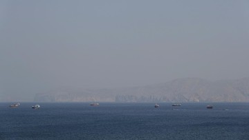 Urat Nadi Energi Dunia Terancam: Eskalasi Ketegangan di Selat Hormuz Sandera 10 Kapal