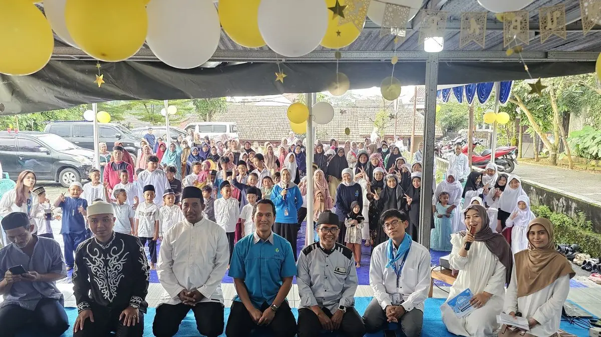 Kegiatan Charitrip Spesial Ramadhan yang digelar oleh Generasi Jernih Kompas.com bersama Yayasan PADI, di Kampung Melati, Kelurahan Mekar Jaya, Kecamatan Sukmajaya, pada Minggu (8/3/2026).(Kompas.com)