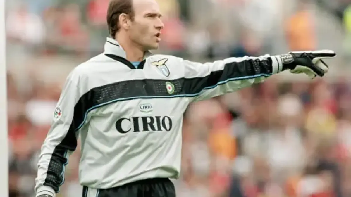 Sorotan Marco Ballotta: Cedera Provedel dan Kritik Tajam atas Transfer Kiper Mandas