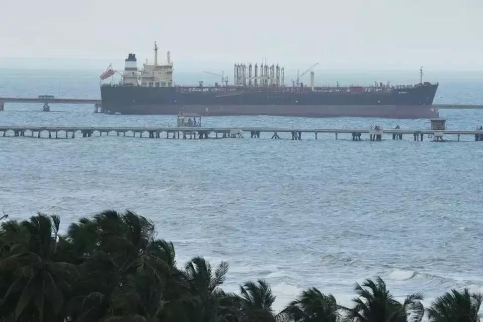 Ilustrasi kapal tanker. (AP Photo/Matias Delacroix)