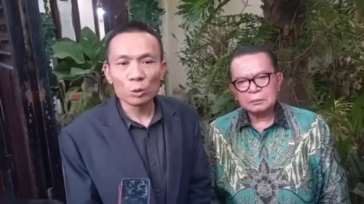 Rismon Sianipar Temui Jokowi di Solo: Mengapa Permintaan Maaf Terkait Isu Ijazah Dilakukan Kini?