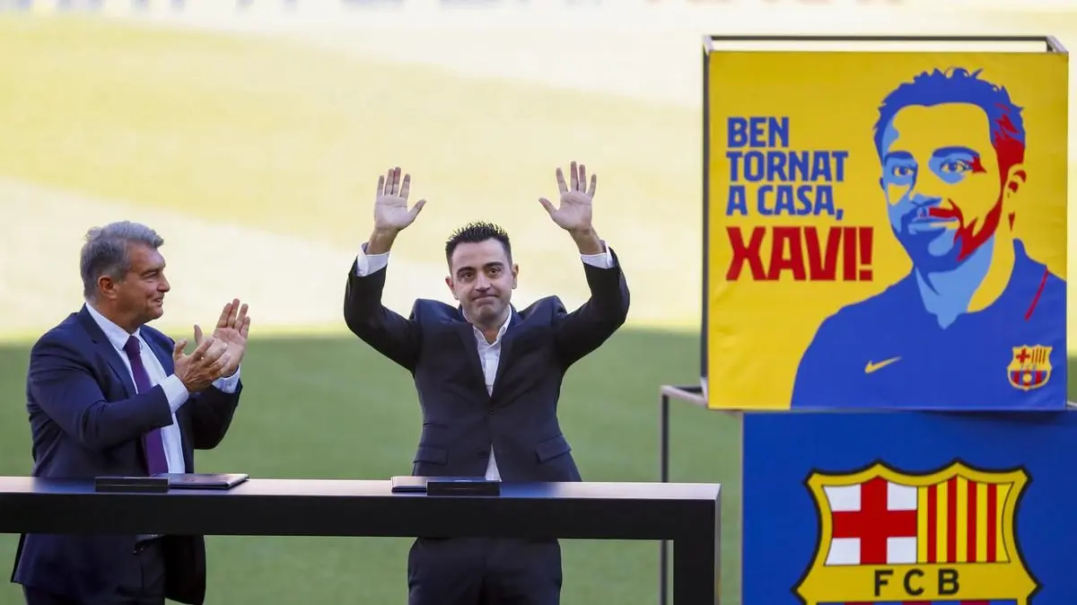 Tuduhan Balik Xavi dan Laporta Guncang Internal Barcelona Jelang Pemilu Internal Klub