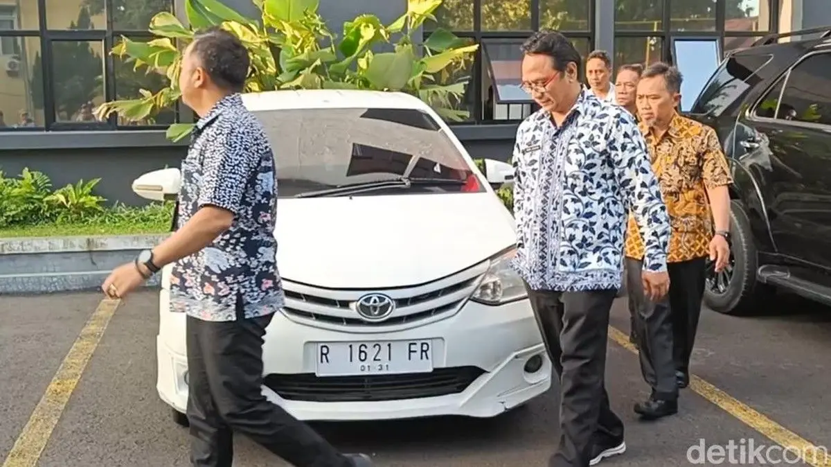 Detail Kekayaan Bupati Cilacap Rp 12 Miliar yang Terjaring Operasi Tangkap Tangan KPK