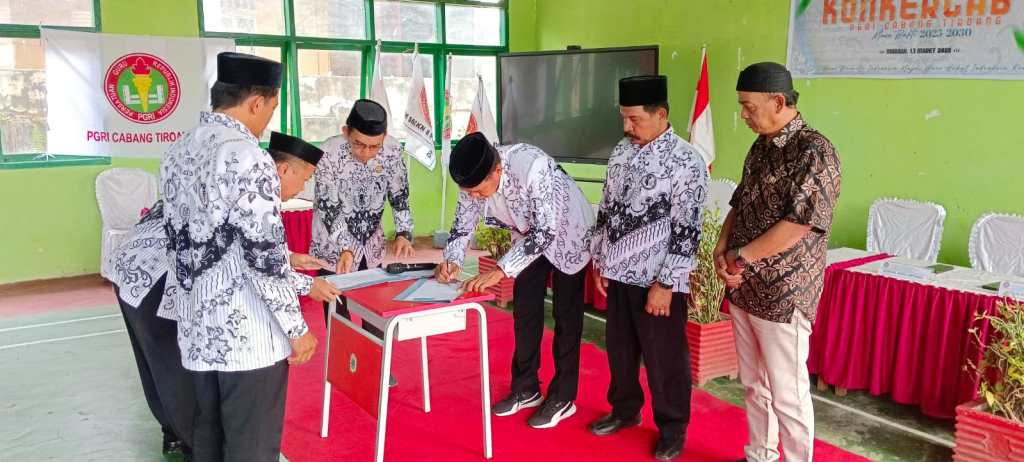 Ilustrasi: Konsolidasi Visi Pendidikan: PGRI Tiroang Gelar Konkercab I dan Pengukuhan Pengurus Baru di Tengah Semangat Kemajuan Guru