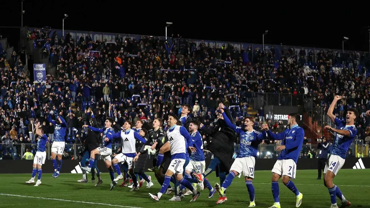 Prospek Kepelatihan Fabregas Mengemuka: Arsenal, Barca, dan Chelsea dalam Radar Masa Depan