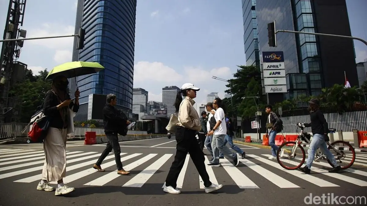 Strategi Hemat BBM Lewat WFH 2026: DPR Tekankan Kualitas Layanan Publik Tetap Terjaga