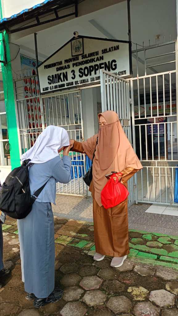 Semangat Kebangkitan Nasional di Dunia Pendidikan: SMKN 3 Soppeng Kembali Menggelar Halal Bihalal Pasca-Idul Fitri