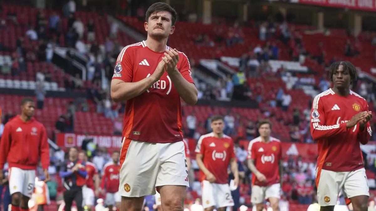 Masa Depan Harry Maguire di Old Trafford: Kontrak Baru Menanti di Tengah Dilema Kebugaran dan Regenerasi Skuat MU