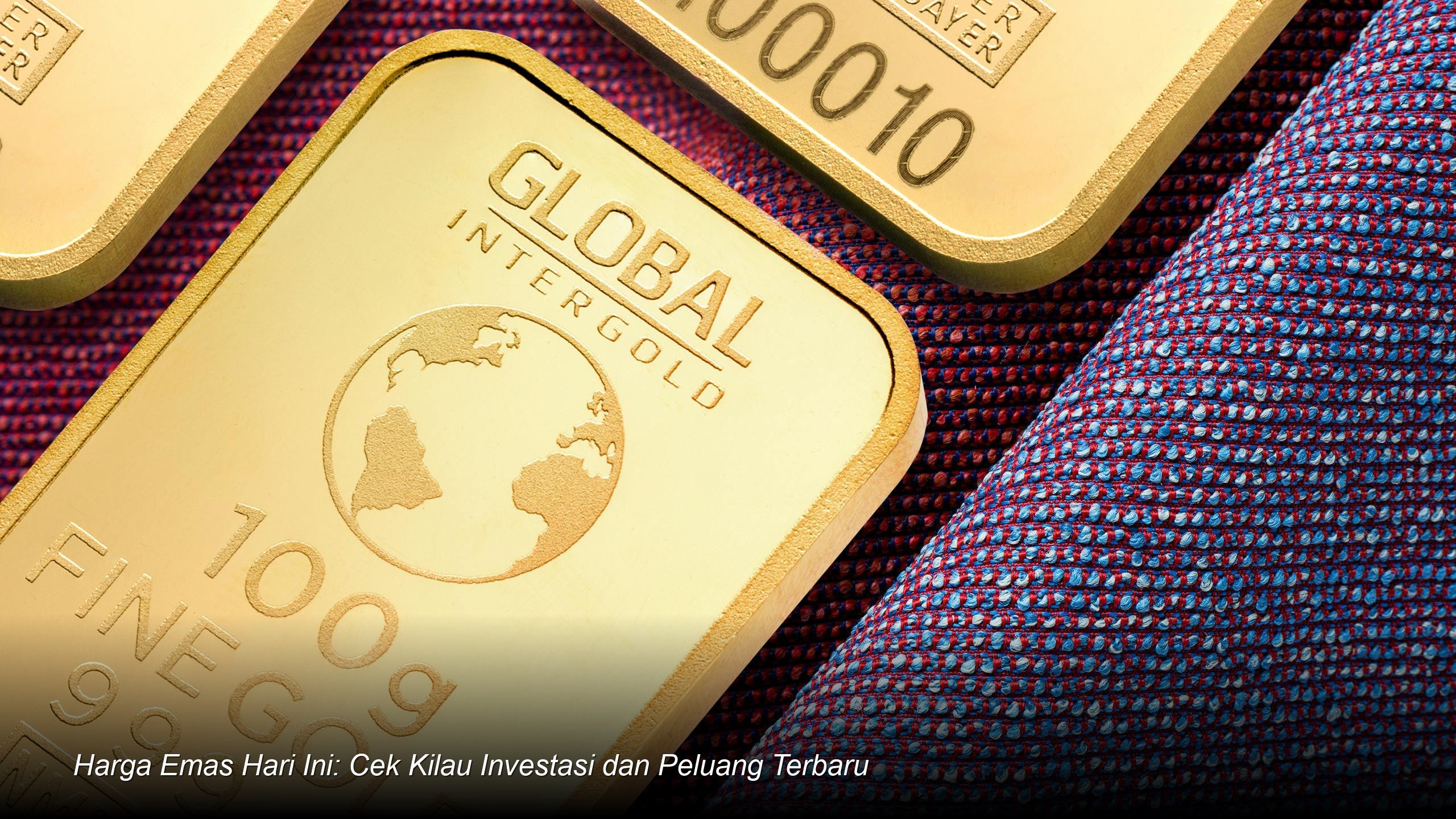 Emas batangan berkilau dengan latar belakang grafik pergerakan harga yang menunjukkan tren kenaikan stabil.