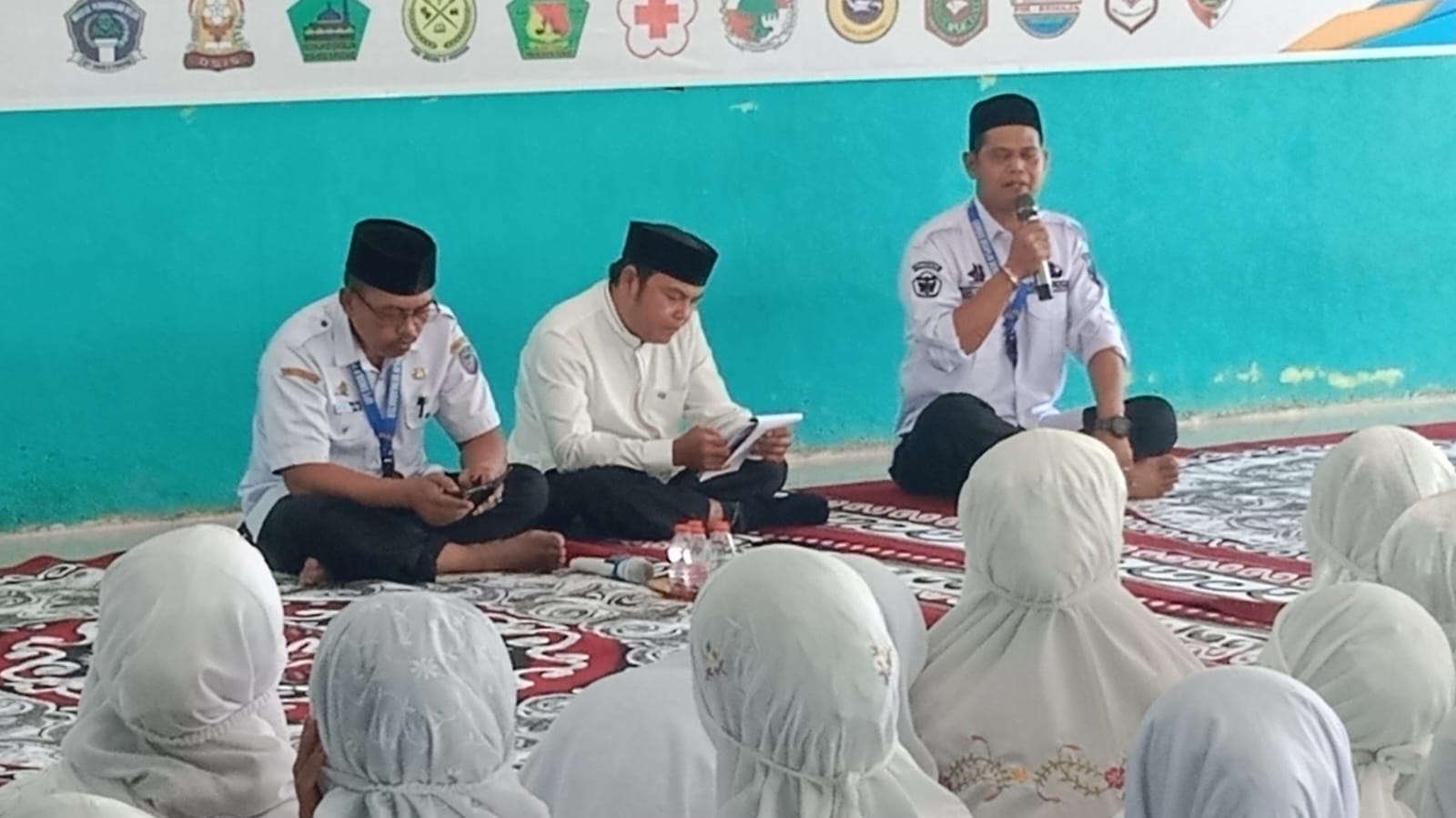 Ilustrasi: Bekal Spiritual Jelang Ujian: SMAN 8 Pinrang Gelar Dzikir Akbar untuk Siswa Kelas XII