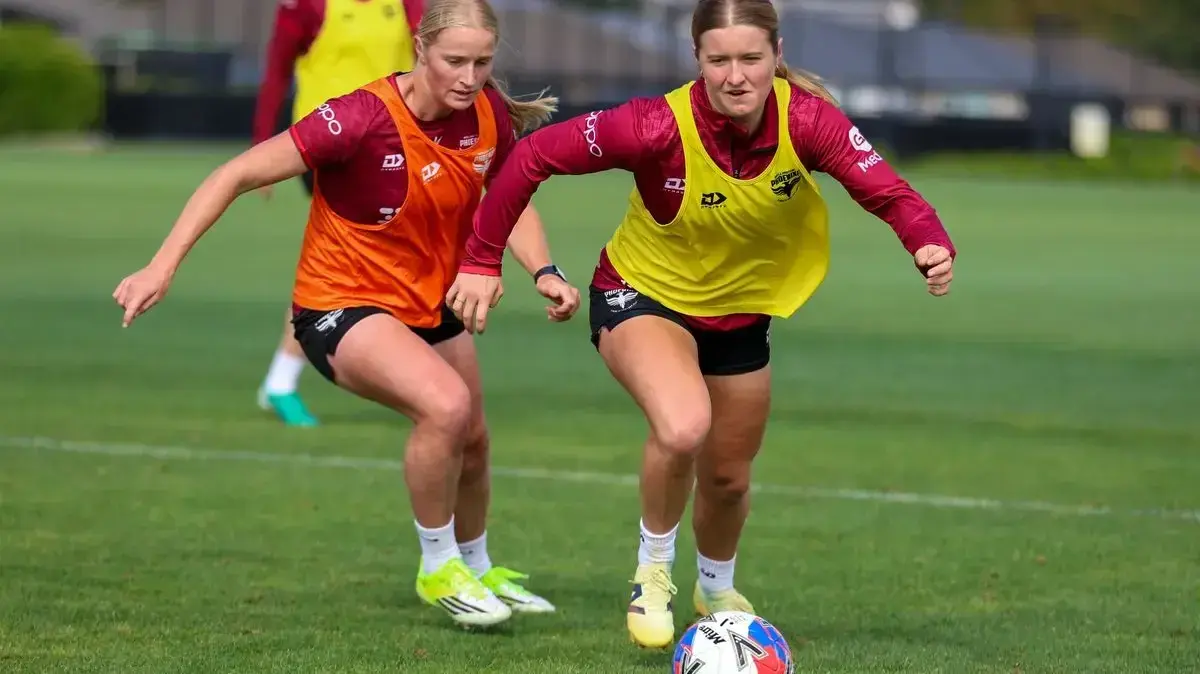 Perebutan Posisi Kedua: Wellington Phoenix Hadapi Ujian Berat Kontra Adelaide United di Laga Krusial A-League Wanita