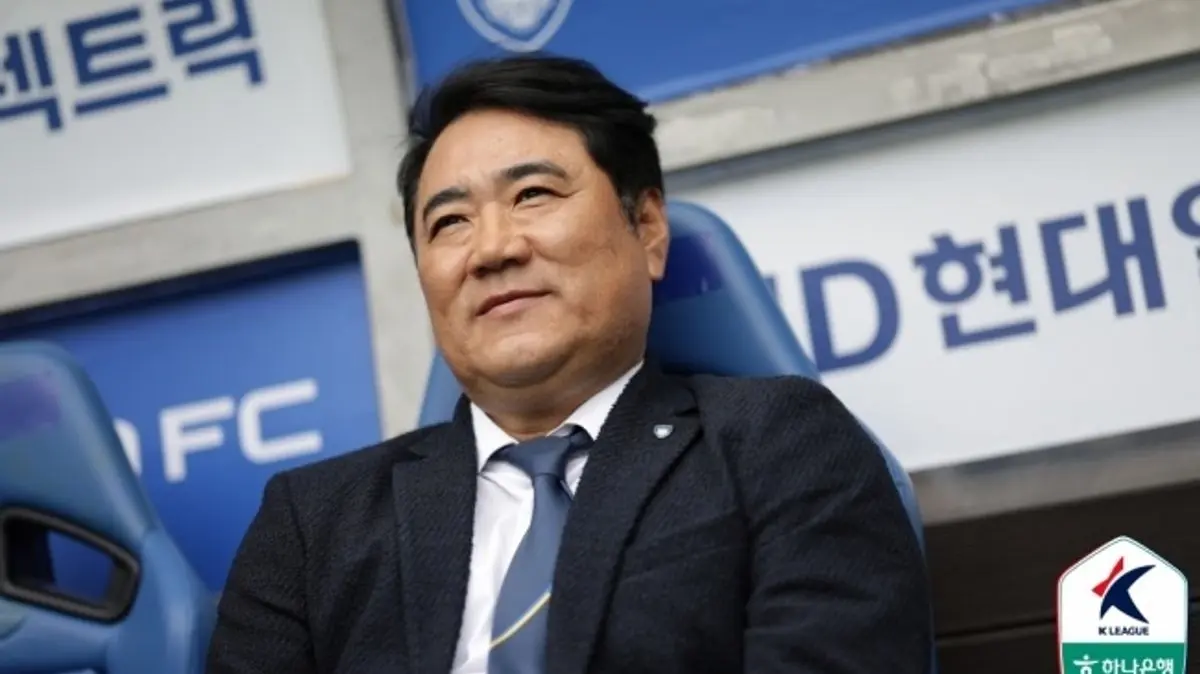 Tekad Kim Hyun-seok Ulsan HD Hancurkan 'Kutukan' Kandang Jeonbuk di Derby Klasik