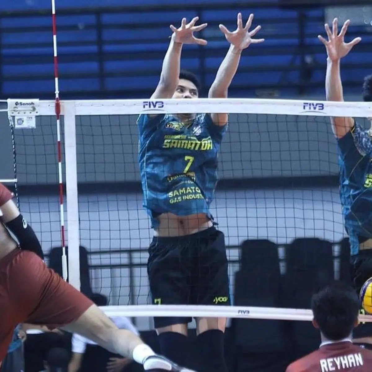 Duel Penentu: Surabaya Samator dan Garuda Jaya Berebut Tiket Juara Ketiga Proliga 2026