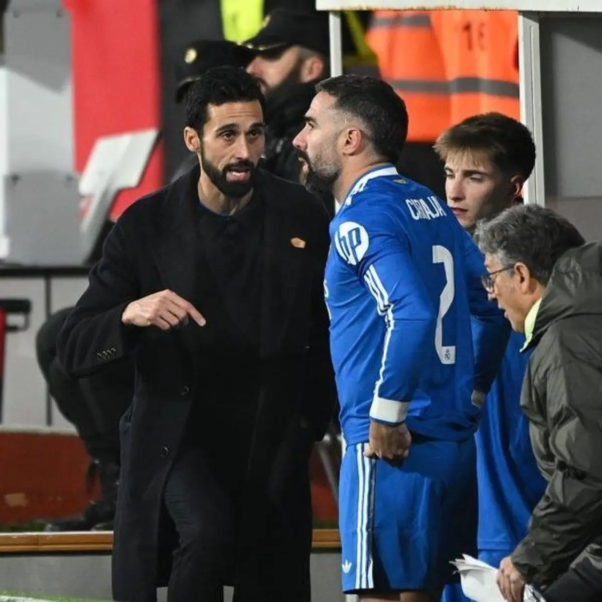 Alvaro Arbeloa dengan Daniel Carvajal. (Foto: Getty Images/Denis Doyle)