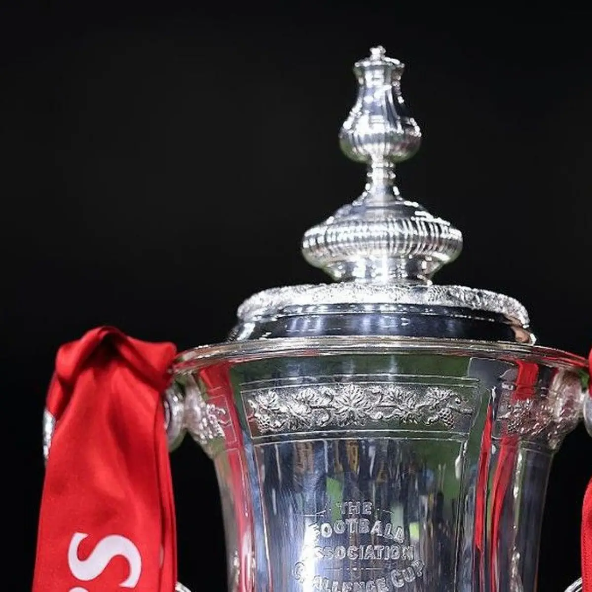 Jadwal Semifinal Piala FA 2025/2026: Chelsea Vs Leeds, Man City Vs Southampton. (Getty Images/James Gill - Danehouse)