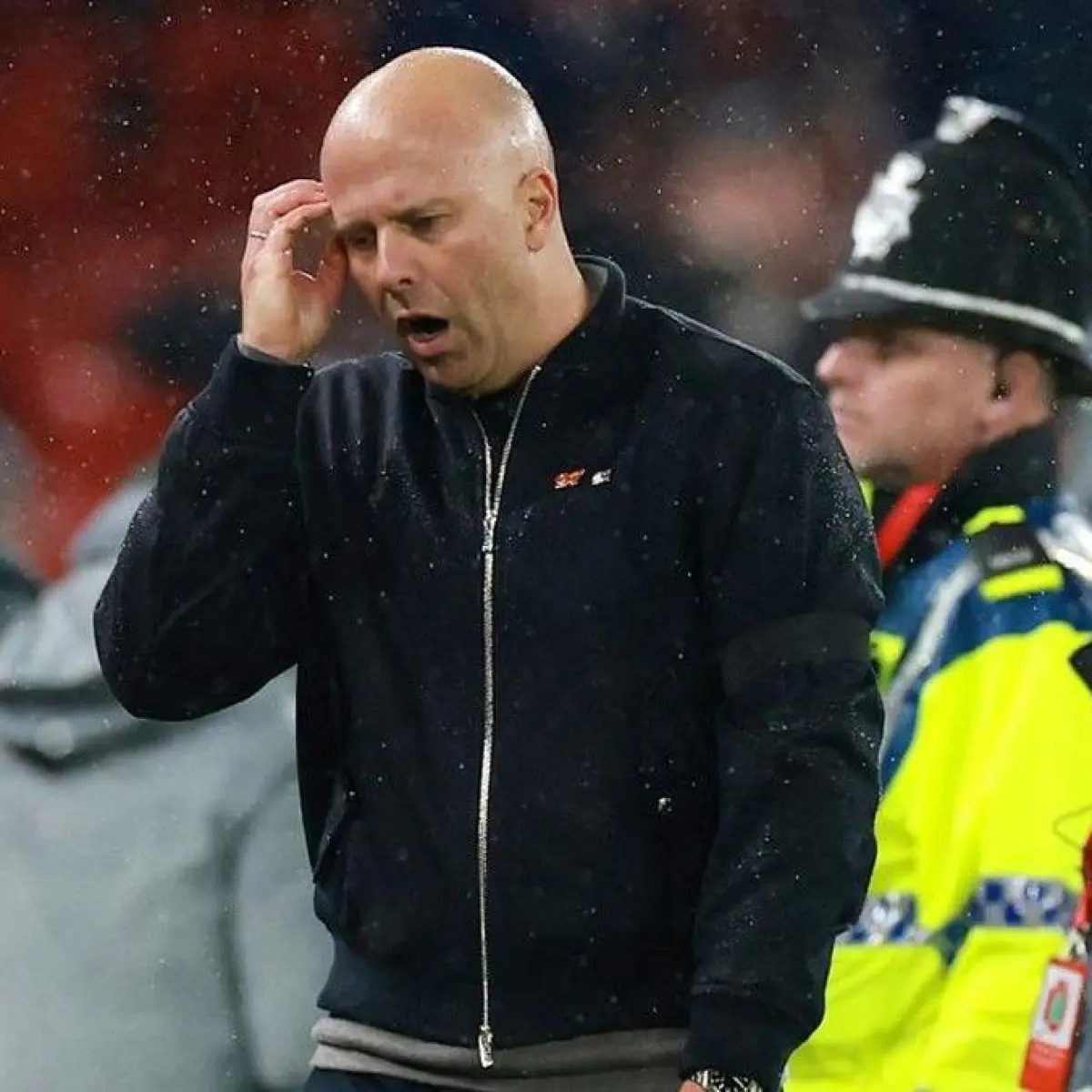 Arne Slot Alihkan Fokus dari Kegagalan Trofi ke Target Jangka Pendek Liverpool