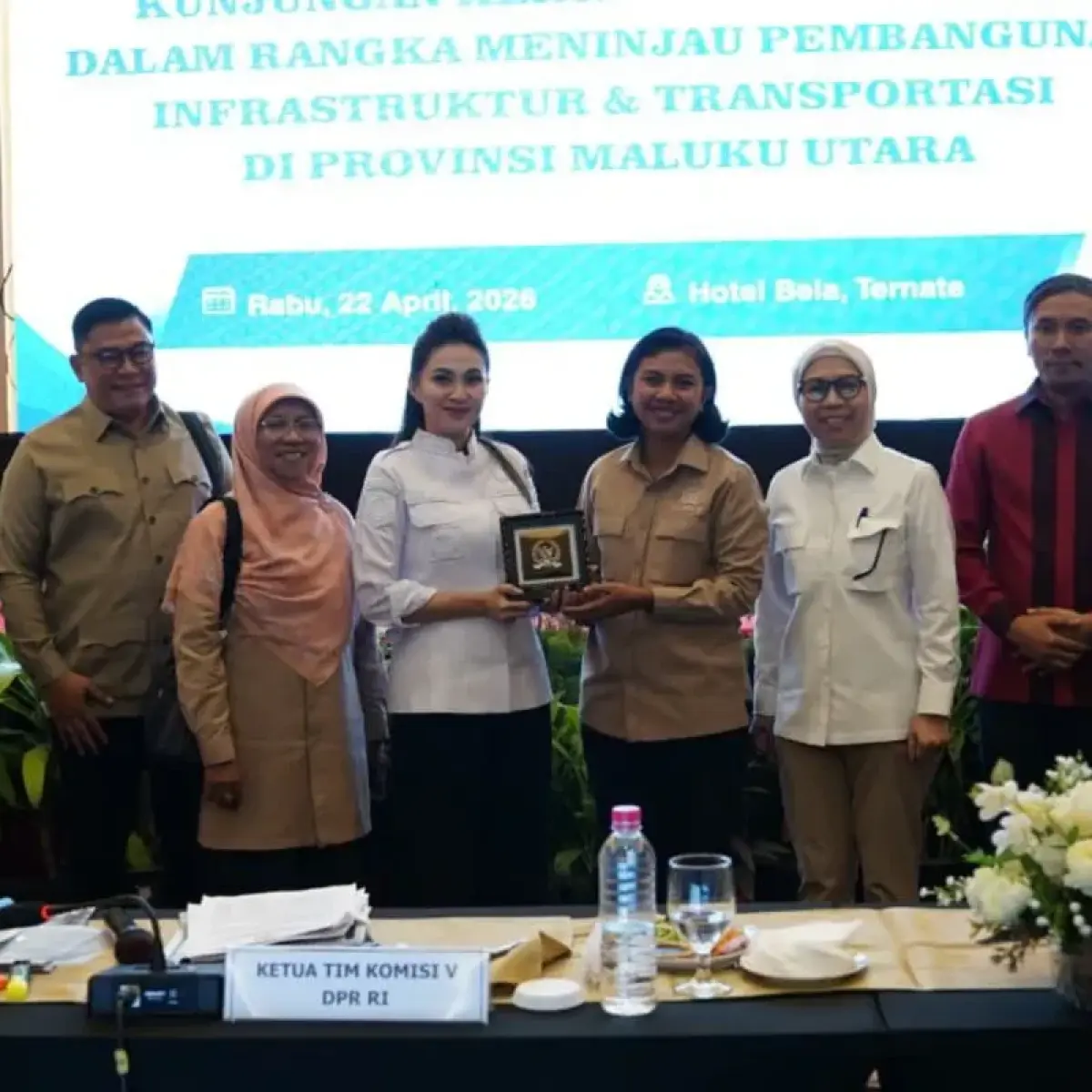 Gubernur Maluku Utara Sherly Tjoanda Laos menerima kunjungan kerja reses Komisi V DPR RI di Ternate, Rabu (22/4/2026). ANTARA/HO-Pemprov Malut