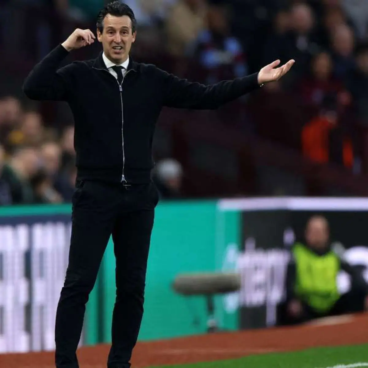 Perebutan Tiket Liga Champions: Misi Krusial Aston Villa Hadapi Tantangan Teror Fulham di Craven Cottage