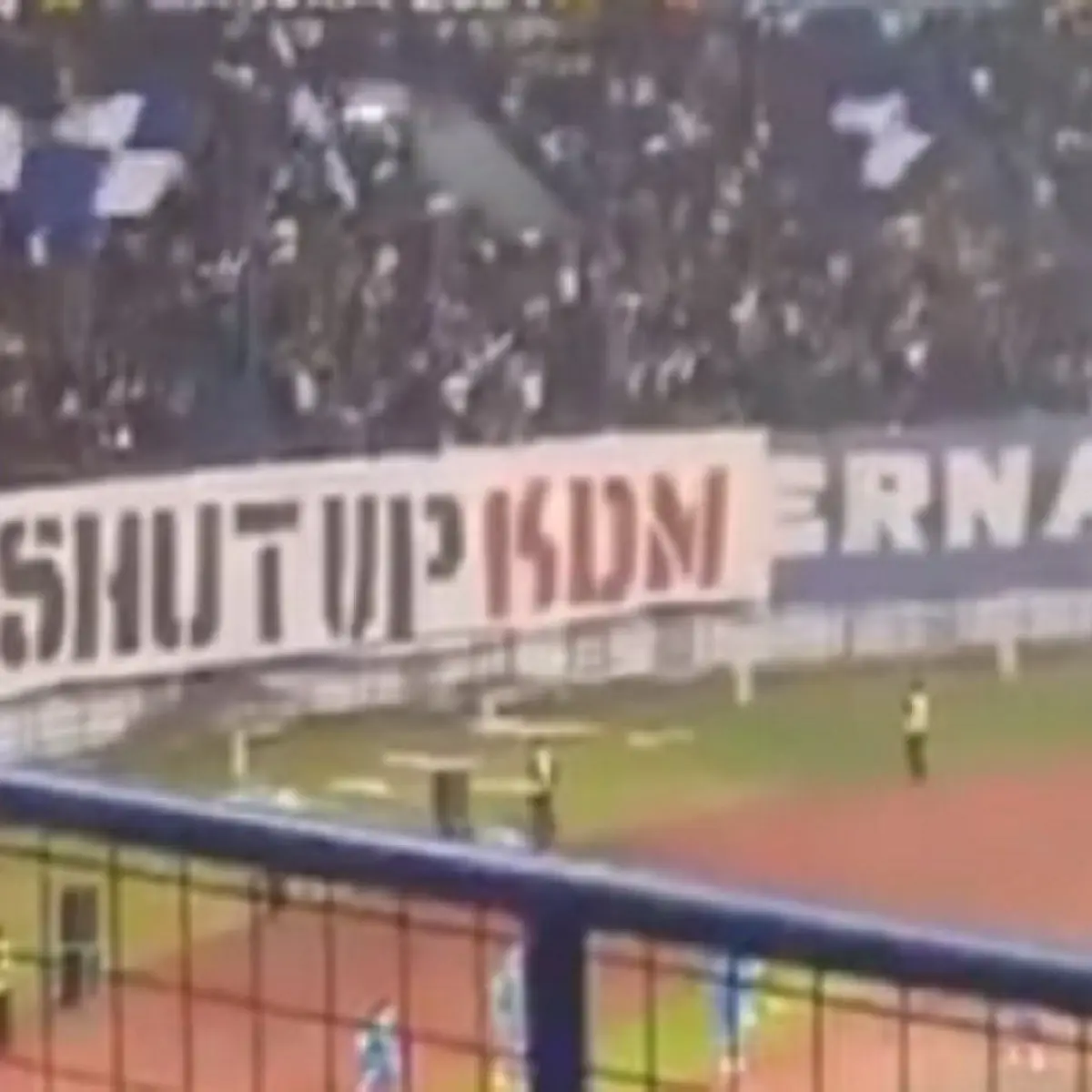 Ilustrasi: Bobotoh Suarakan Ketidakpuasan Terhadap Gubernur Jabar di GBLA, Soroti Isu Politik dan Persib