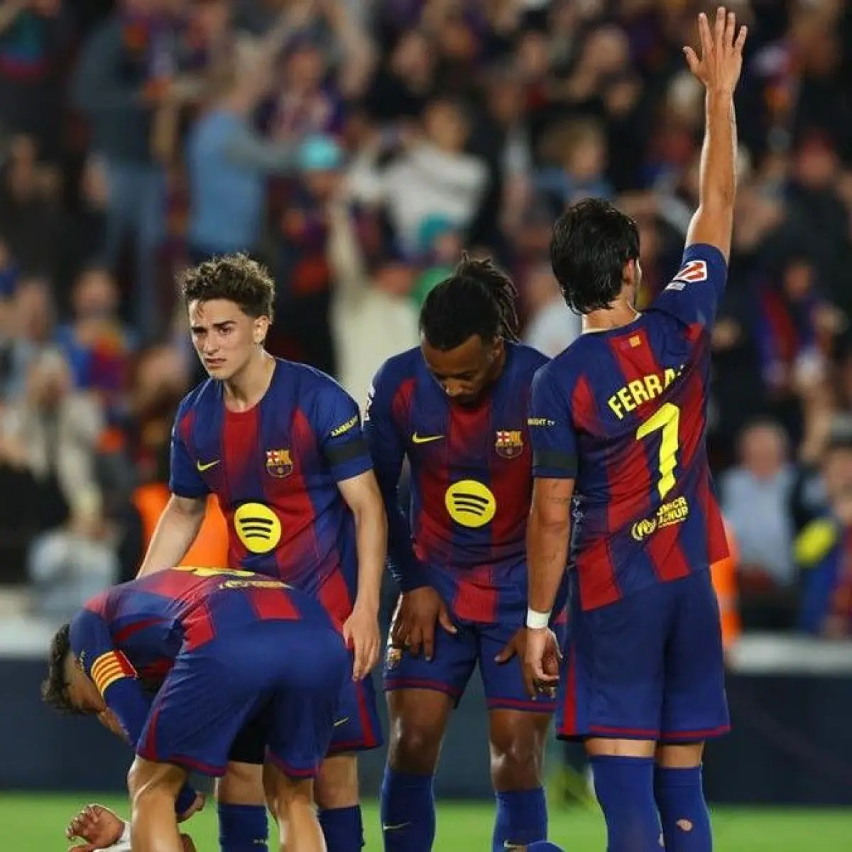 Strategi Pemulihan Kinerja Barcelona: Hansi Flick Siapkan Rencana Darurat Tanpa Kehadiran Lamine Yamal