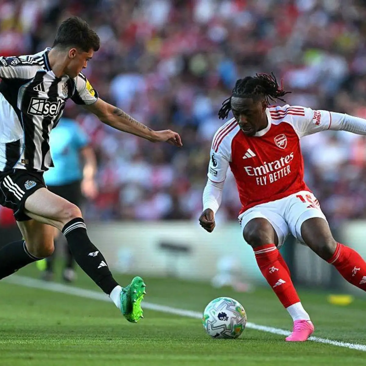 Duel Papan Atas Liga Inggris: Arsenal Siap Hadapi Tantangan Berat dari Newcastle United di Emirates