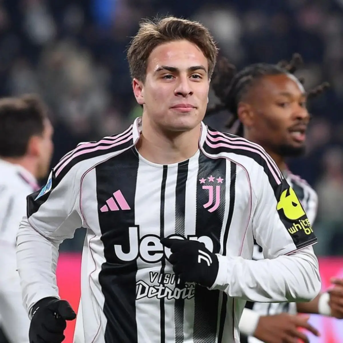 Derby Klasik Italia: Milan dan Juventus Berebut Kursi Liga Champions di San Siro