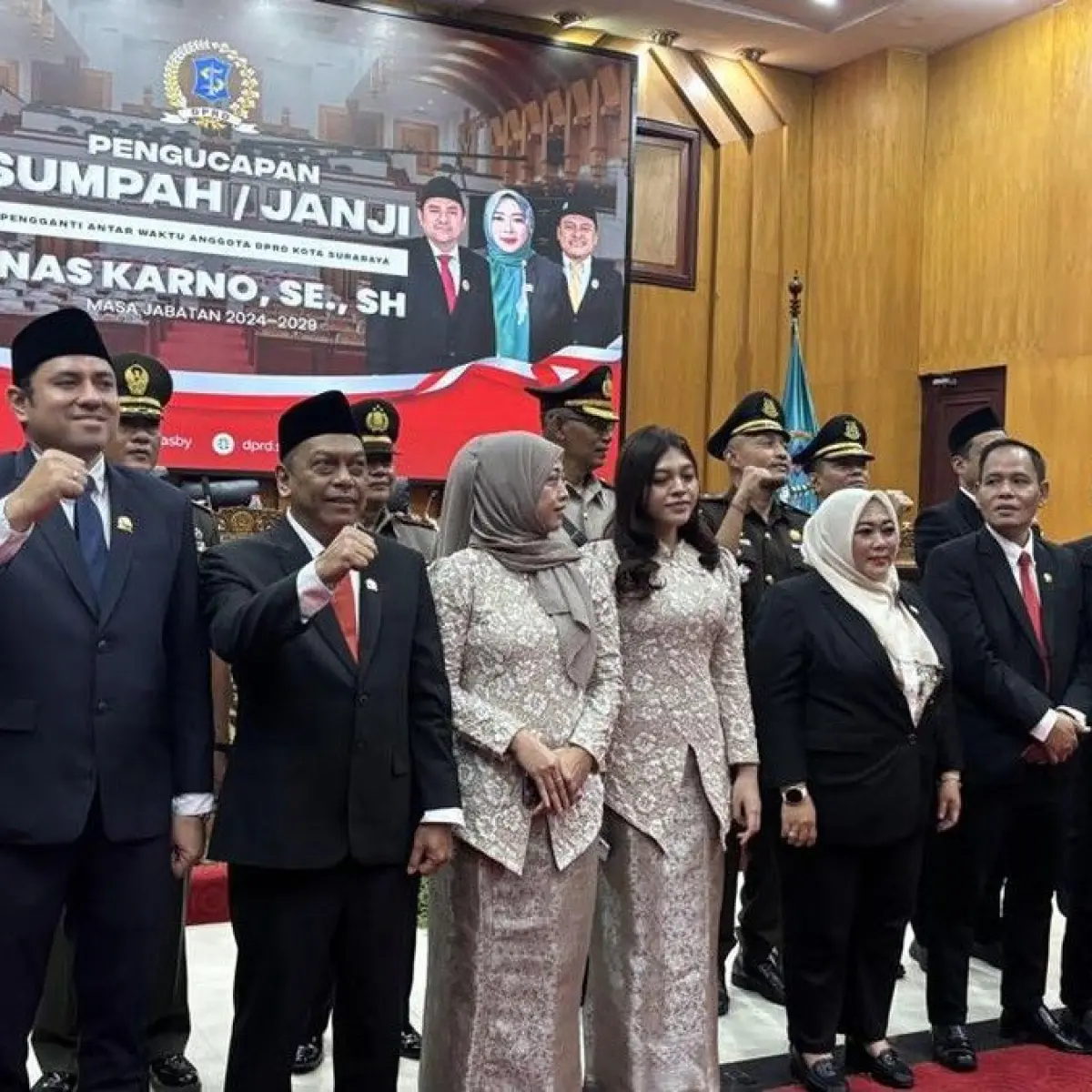 Anas Karno Resmi Dilantik Isi Kursi Kosong DPRD Surabaya Gantikan Almarhum Adi Sutarwijono
