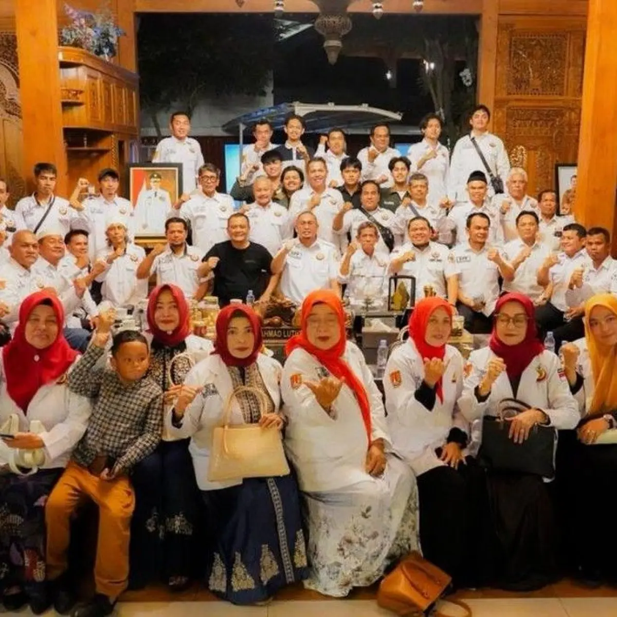 Foto: Wakil Ketua DPR Andre Rosiade bertemu perantau Minang dan Gubernur Jateng Ahmad Luthfi di Semarang. (dok. ist)