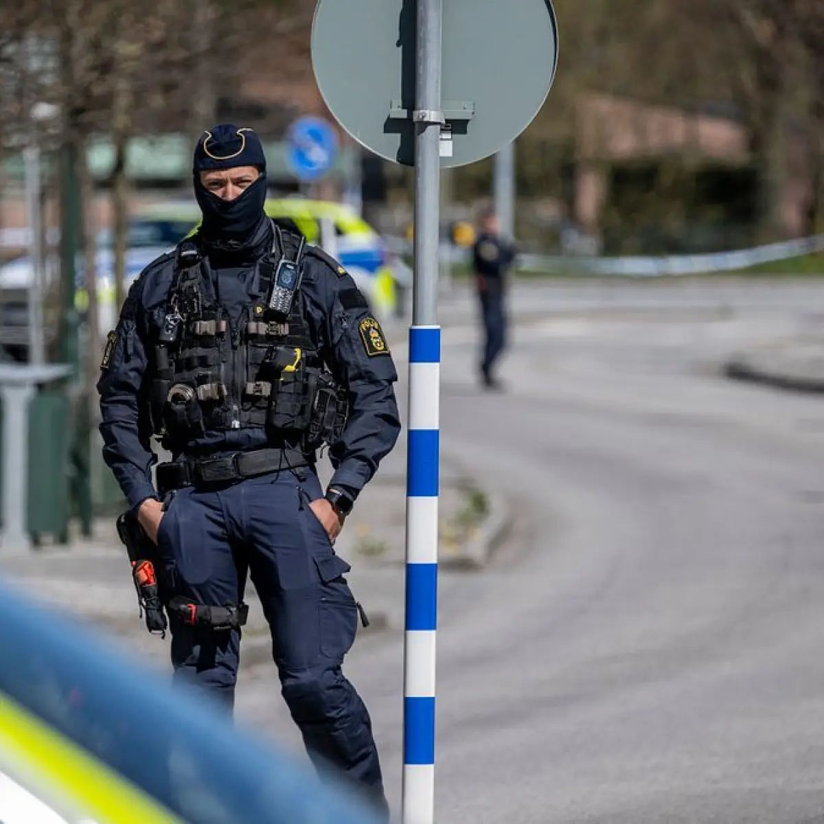 Polisi dan barikade di Limhamn, Malmö pada hari Minggu setelah dugaan percobaan pembunuhan. (Johan Nilsson / TT / TT Nyhetsbyrån)
