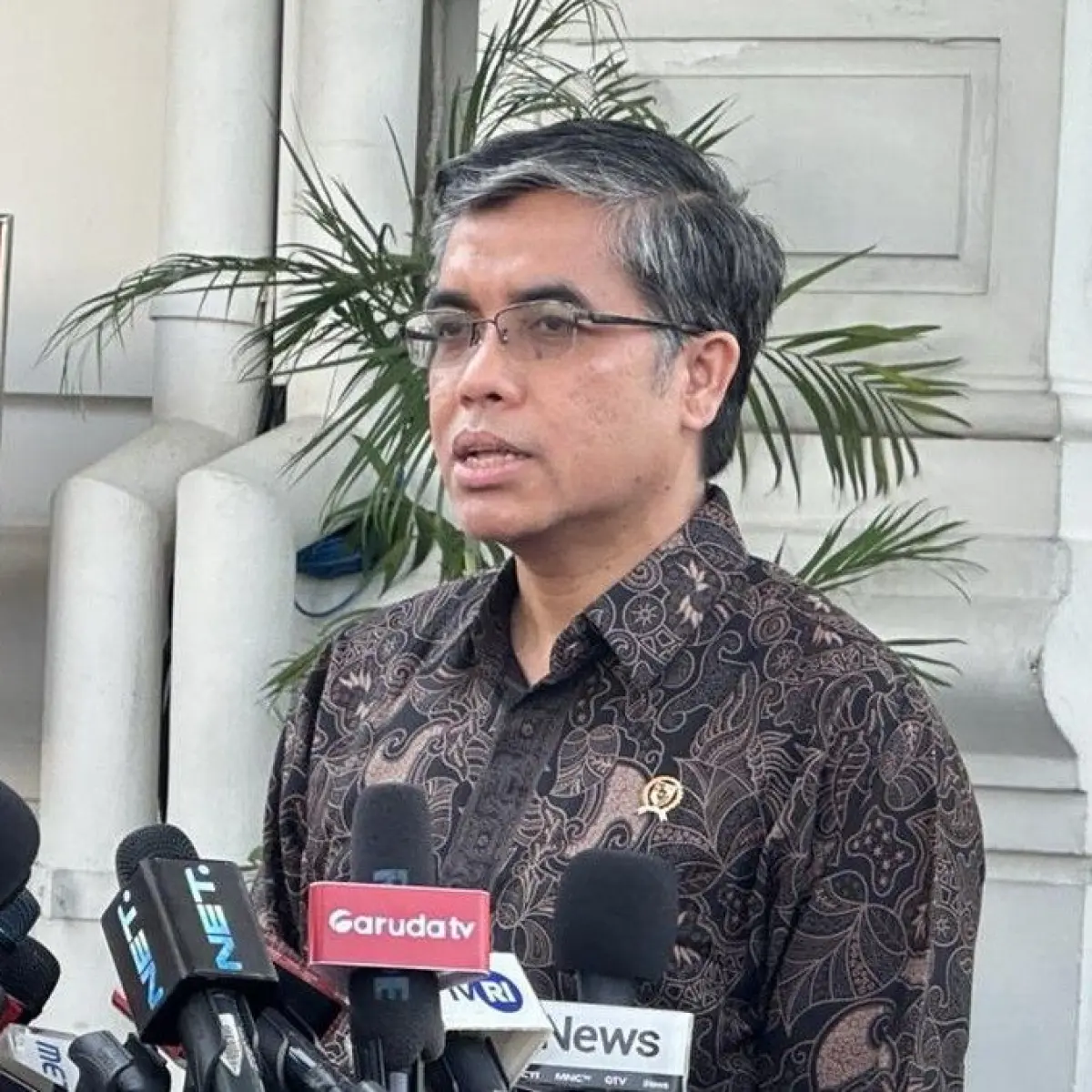 Menaker Yassierli Paparkan Keberhasilan Program Magang Nasional dan Vokasi kepada Presiden
