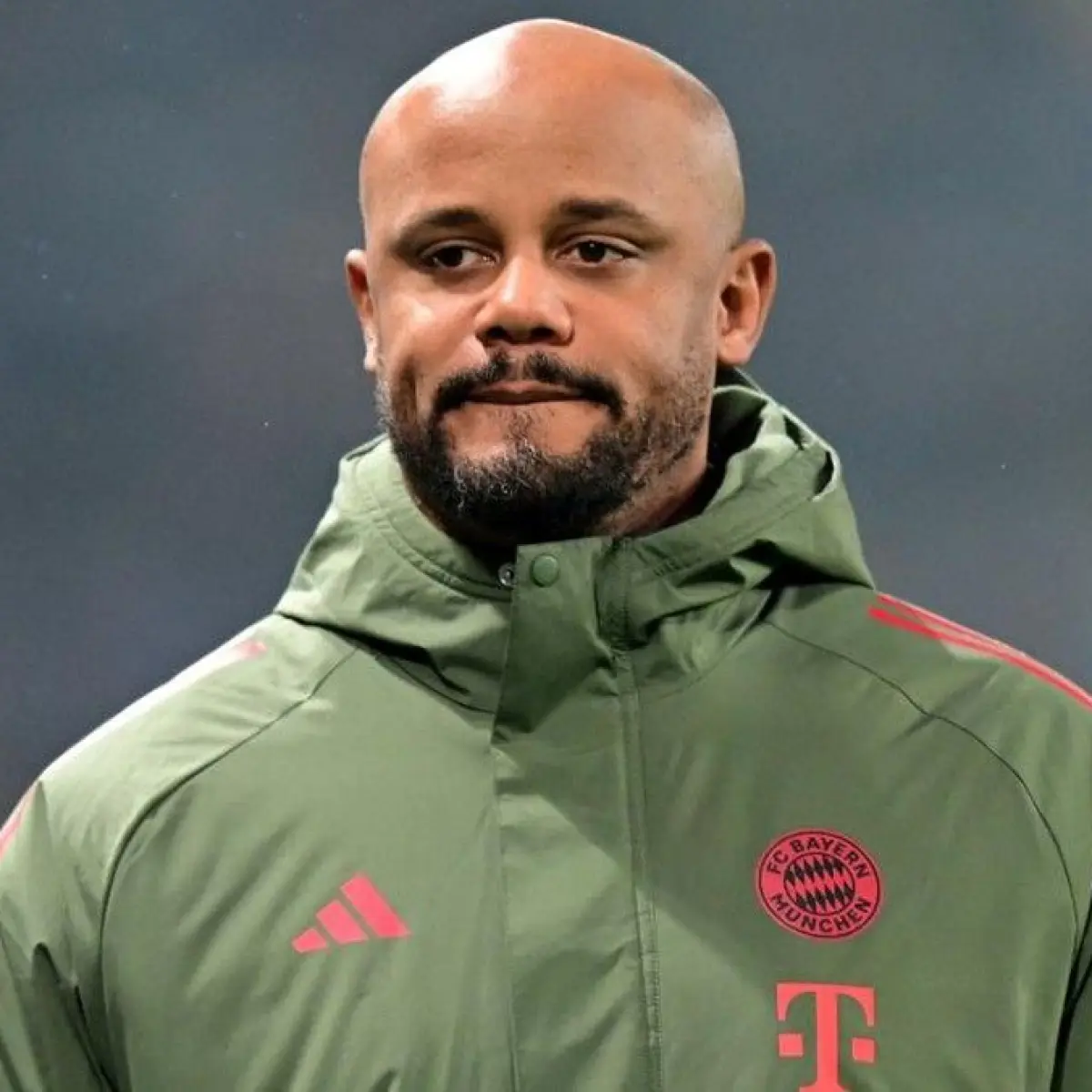 Absen di Paris, Strategi Bayern Munich Tanpa Vincent Kompany Hadapi PSG di Semifinal Liga Champions