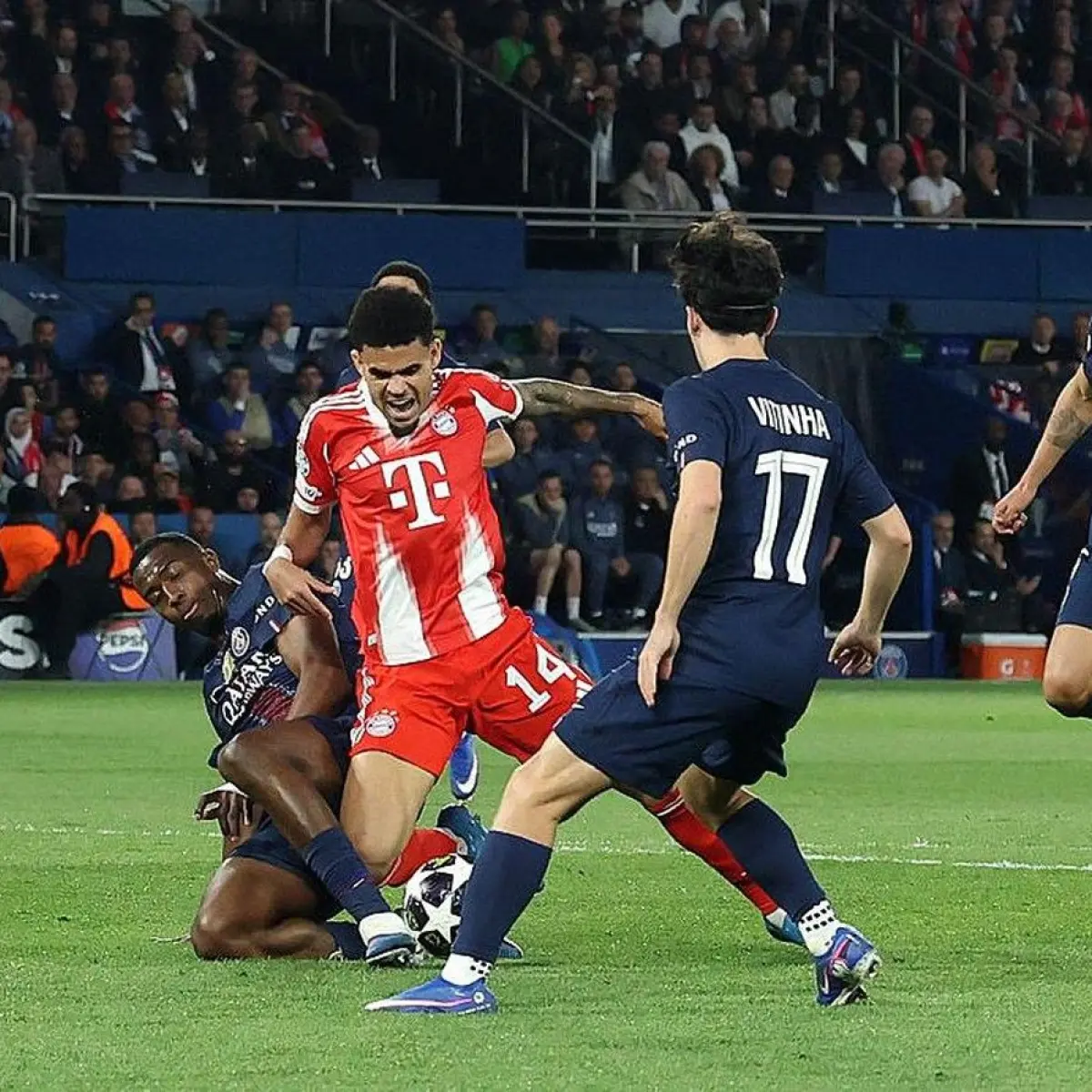 Semifinal Liga Champions Bersejarah: Duel Paris vs Bayern Ukir Rekor Gol Terbanyak Era Modern