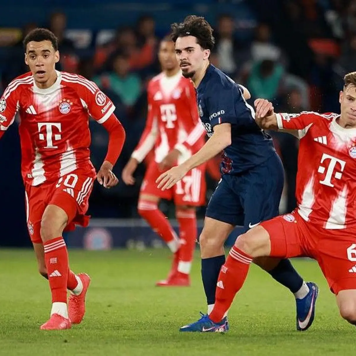 Drama Tujuh Gol di Paris: Keunggulan Tipis PSG Atas Bayern Munich di Semifinal Liga Champions