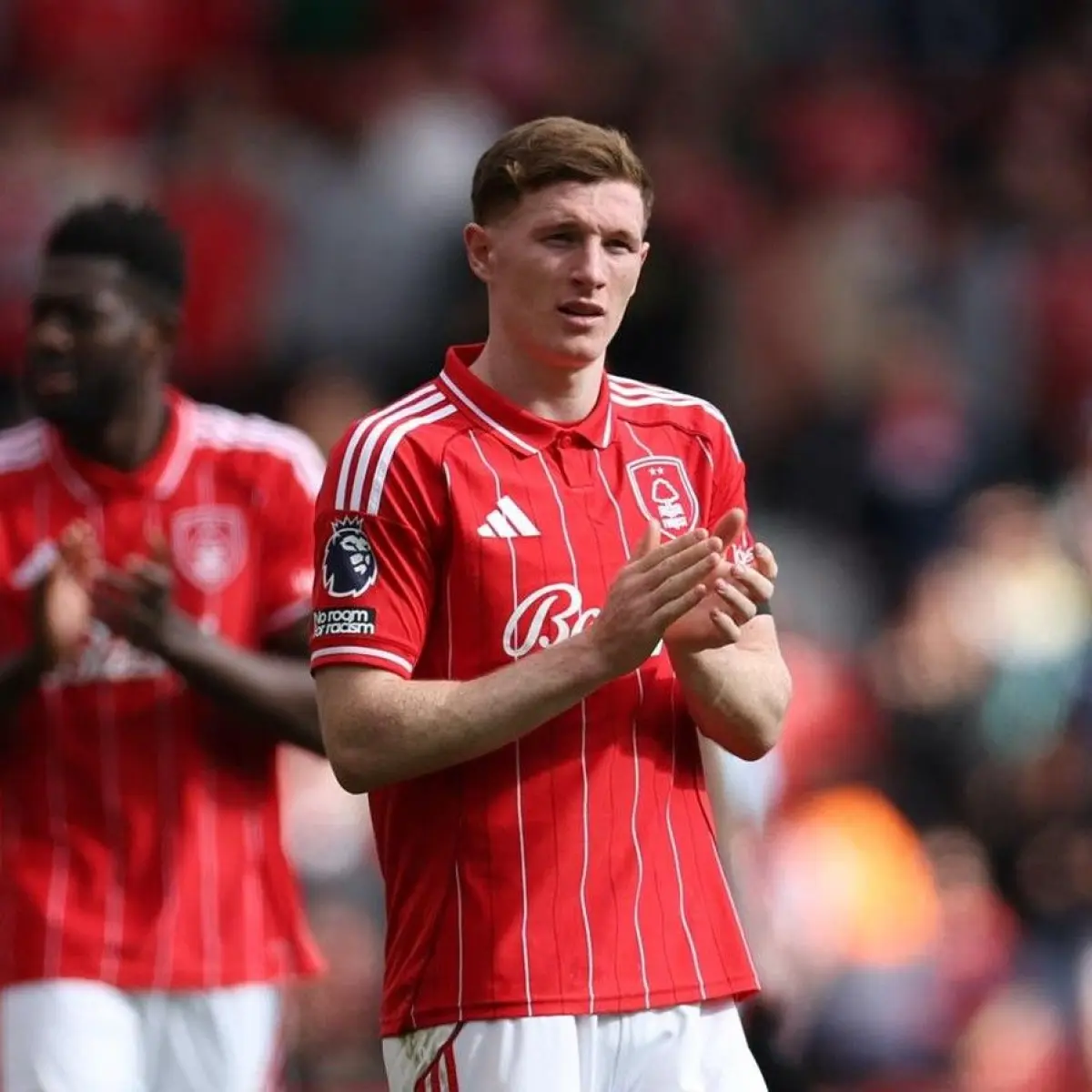 Manchester United enggan bayar kemahalan untuk Elliot Anderson. (REUTERS/Chris Radburn)