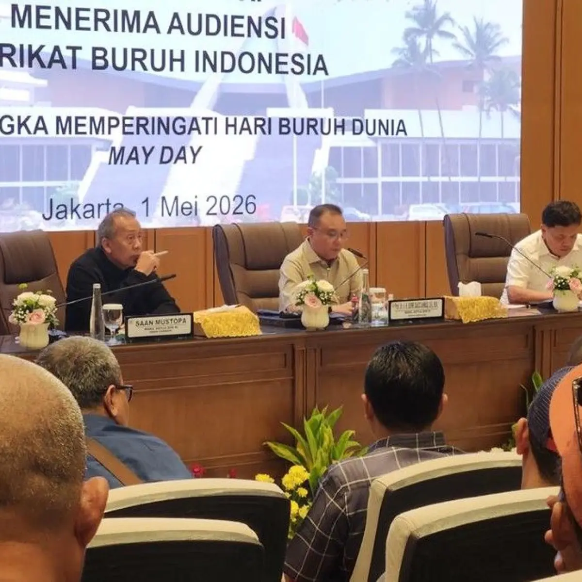 Transformasi Ekosistem Ojek Online: DPR Kaji Perubahan Status Kemitraan Menjadi Pekerja Formal