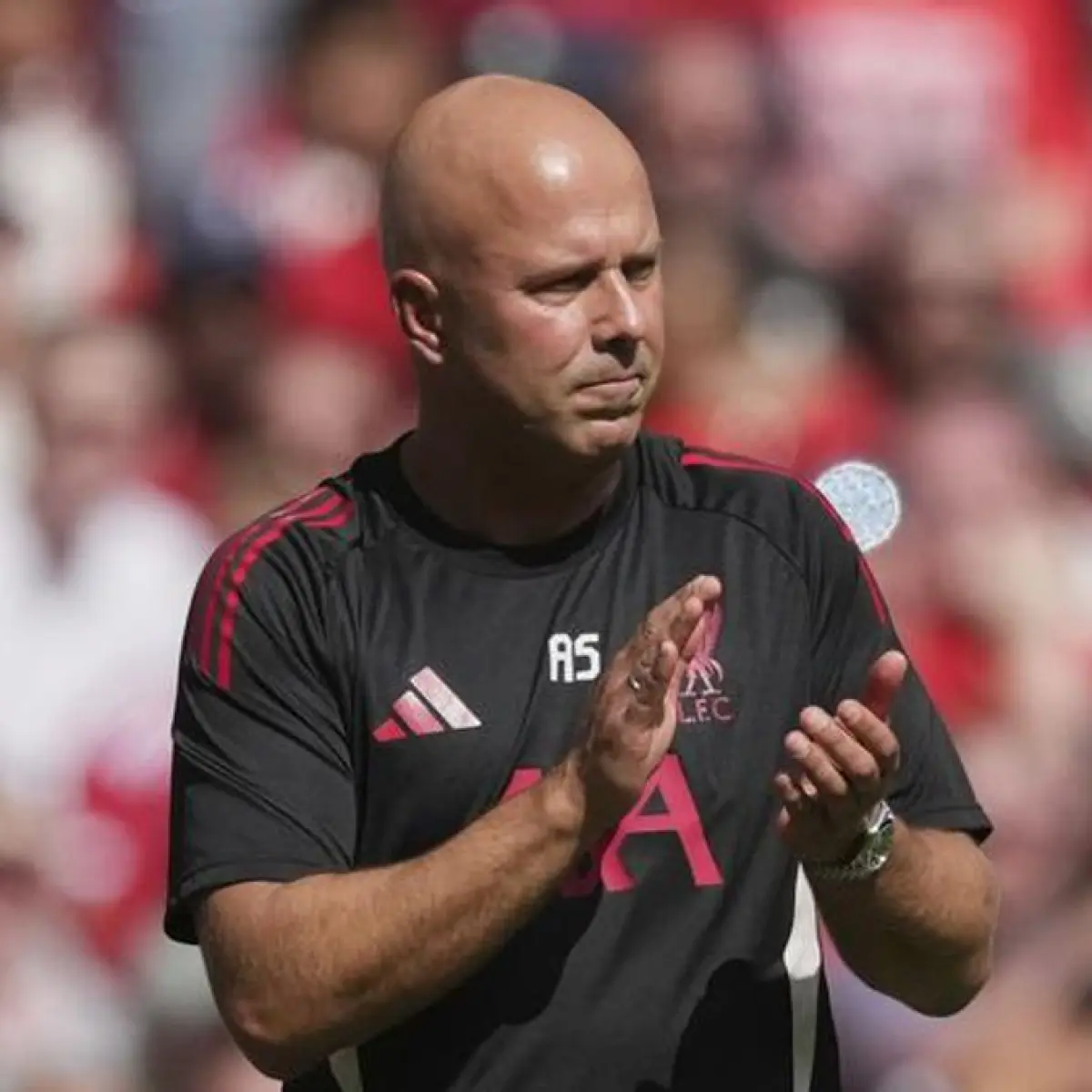 Strategi Arne Slot di Old Trafford: Mengandalkan Ketajaman Florian Wirtz dan Alexander Isak