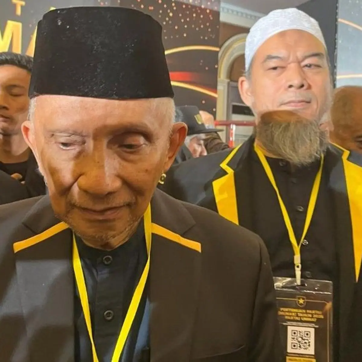 Amien Rais Kritik Alokasi Kekuasaan Teddy Indra Wijaya dalam Pemerintahan Prabowo